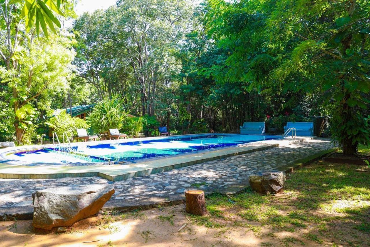 Jays Holiday Resort 하바라나 외부 사진