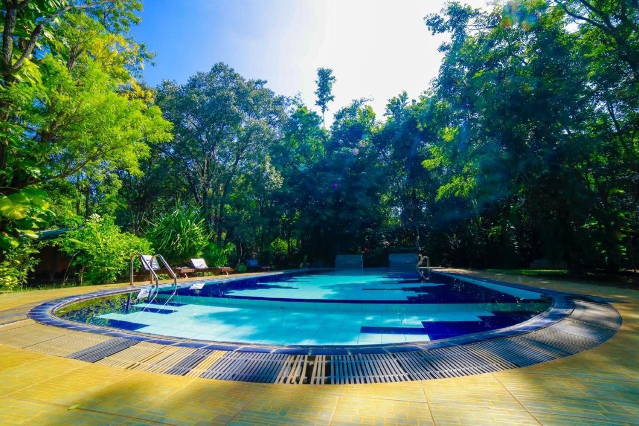 Jays Holiday Resort 하바라나 외부 사진