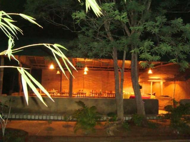 Jays Holiday Resort 하바라나 외부 사진