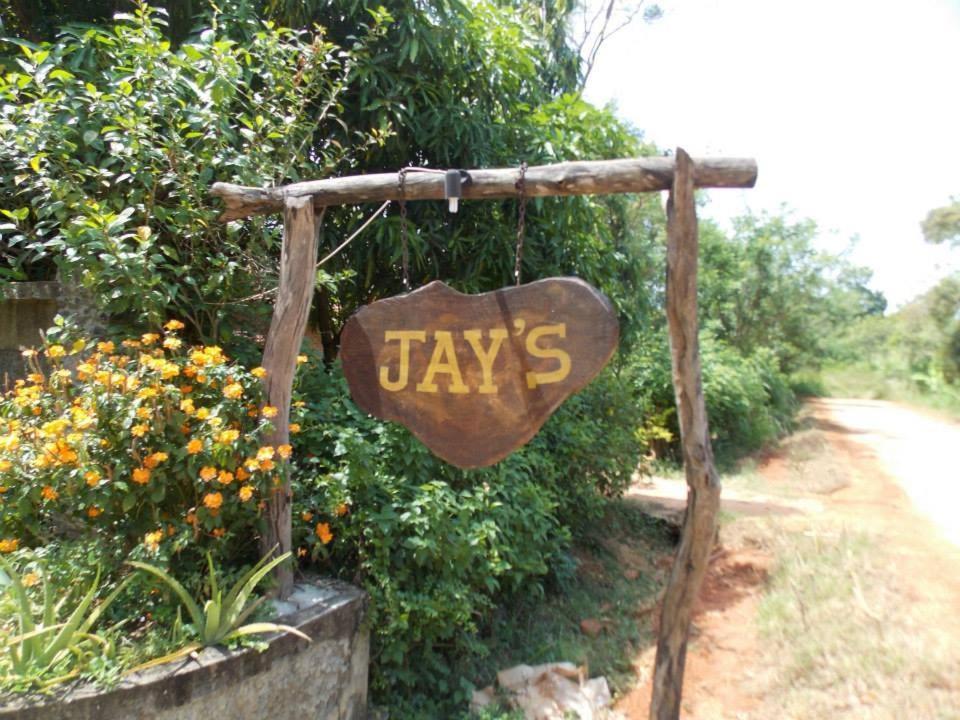 Jays Holiday Resort 하바라나 외부 사진