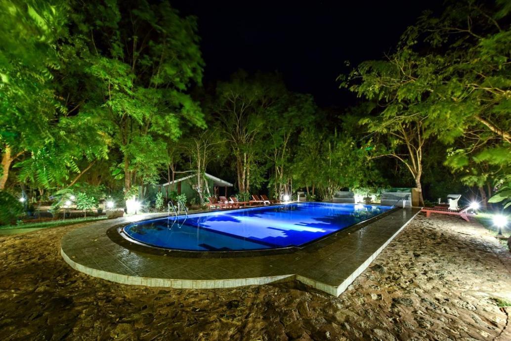 Jays Holiday Resort 하바라나 외부 사진