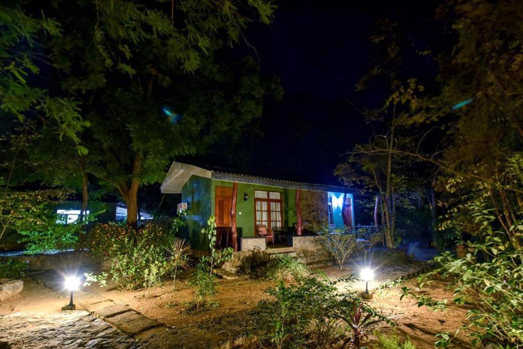 Jays Holiday Resort 하바라나 외부 사진