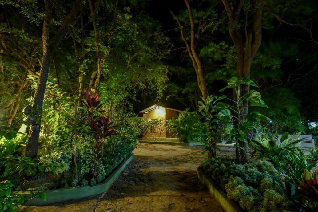 Jays Holiday Resort 하바라나 외부 사진